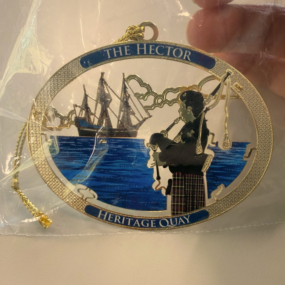 Beacon Design Ornament